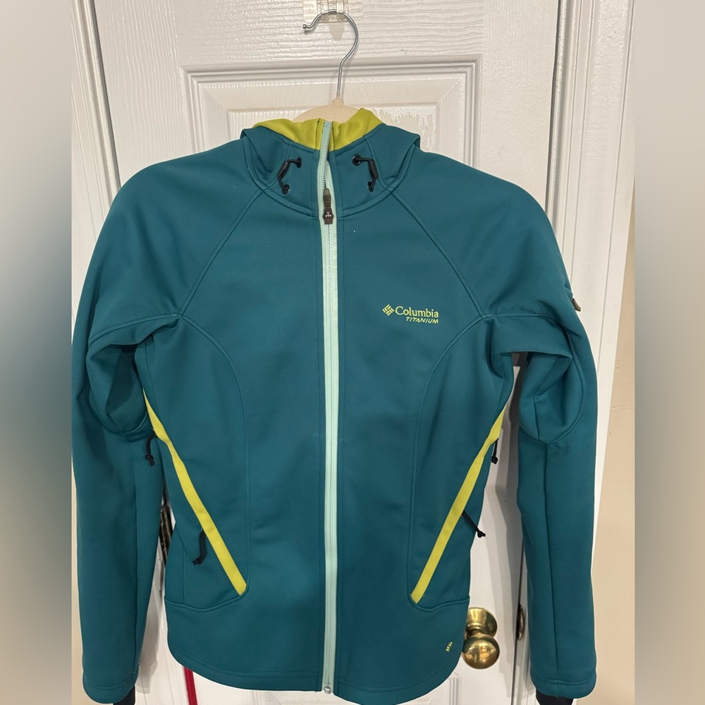 Columbia Omni-Heat Jacket in Teal and Yellow